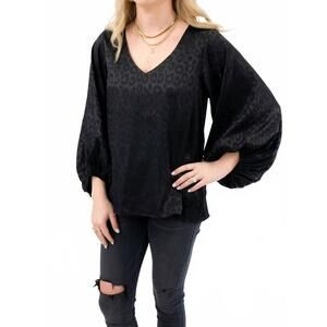 NEW B-TWEEN satin leopard balloon sleeve top in black